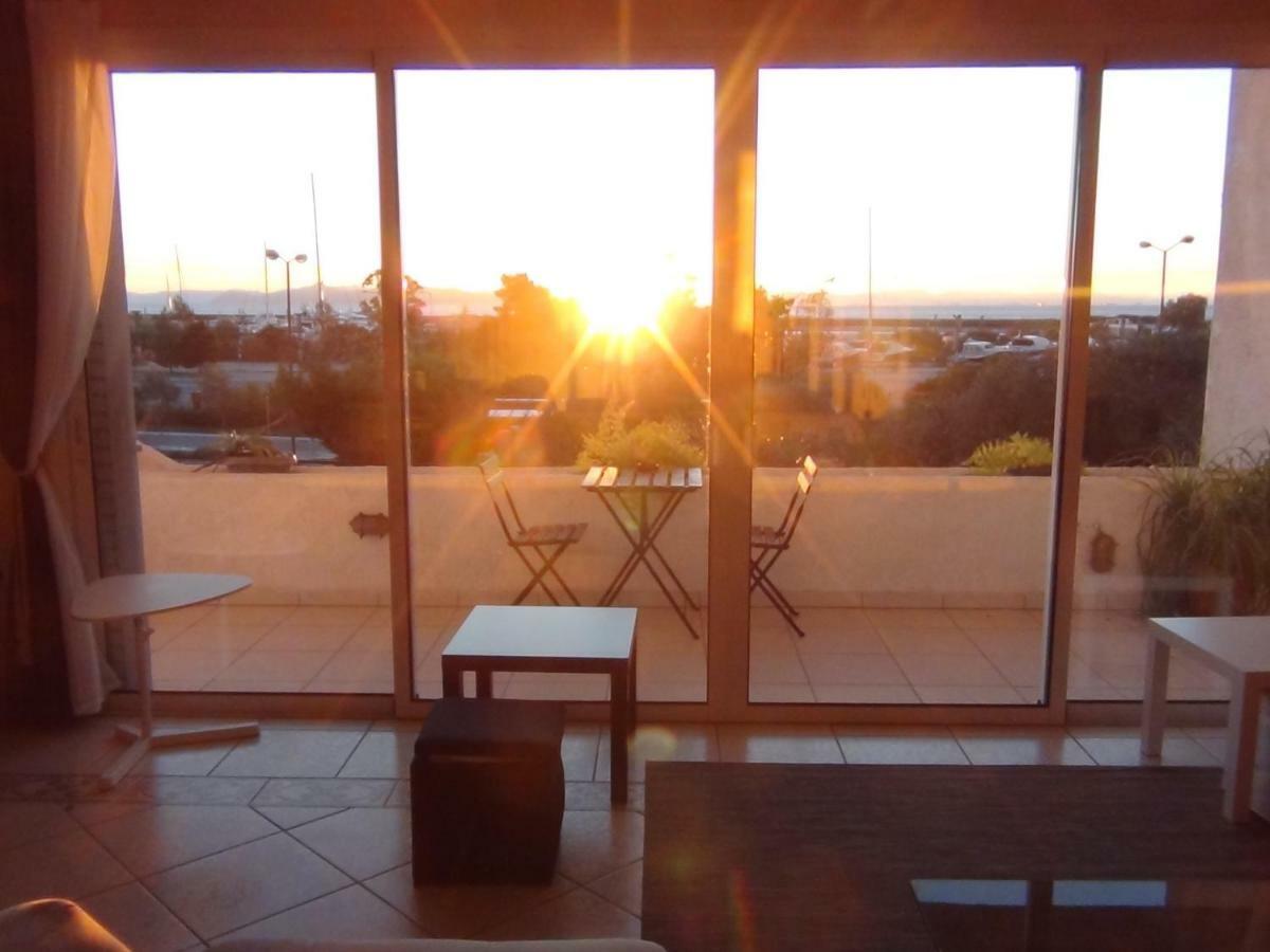 Sunset Sea View Apartment Athens Ngoại thất bức ảnh